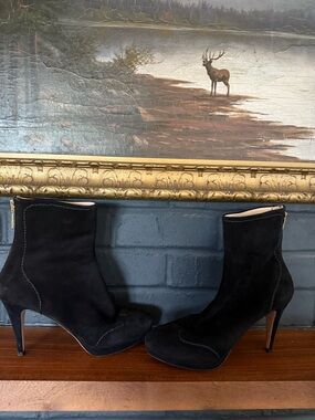 Prada Black Suede High-Heel Ankle Booties size 40 in great shape! $1100